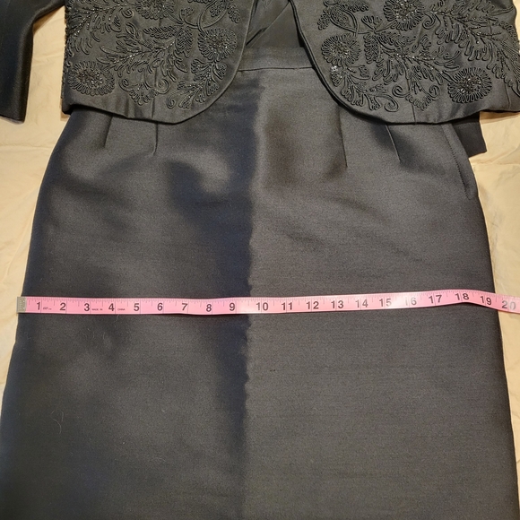 True Vintage Womens Blk Cropped 3/4 Sleeve Blazer With skirt & Cami Suit Set s:S - Picture 6 of 16